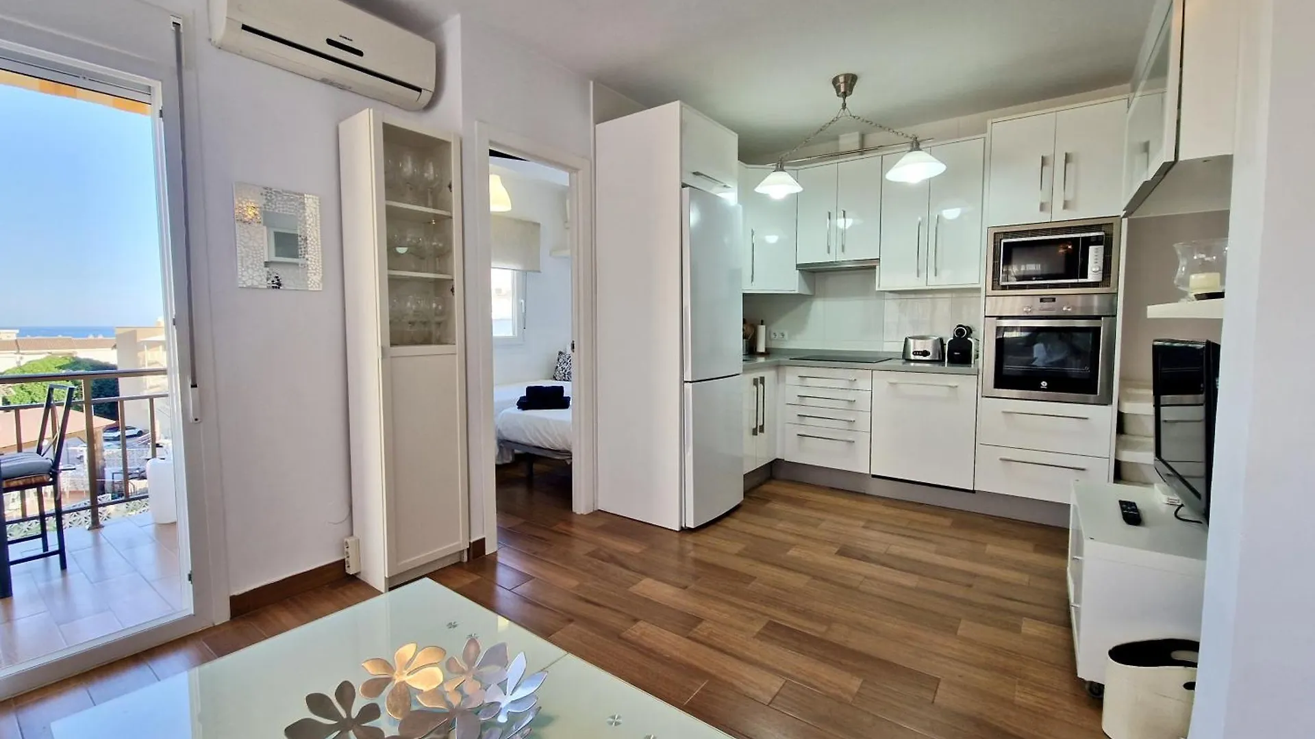 Sr Mediterraneo Playa De La Carihuela 토레몰리노스