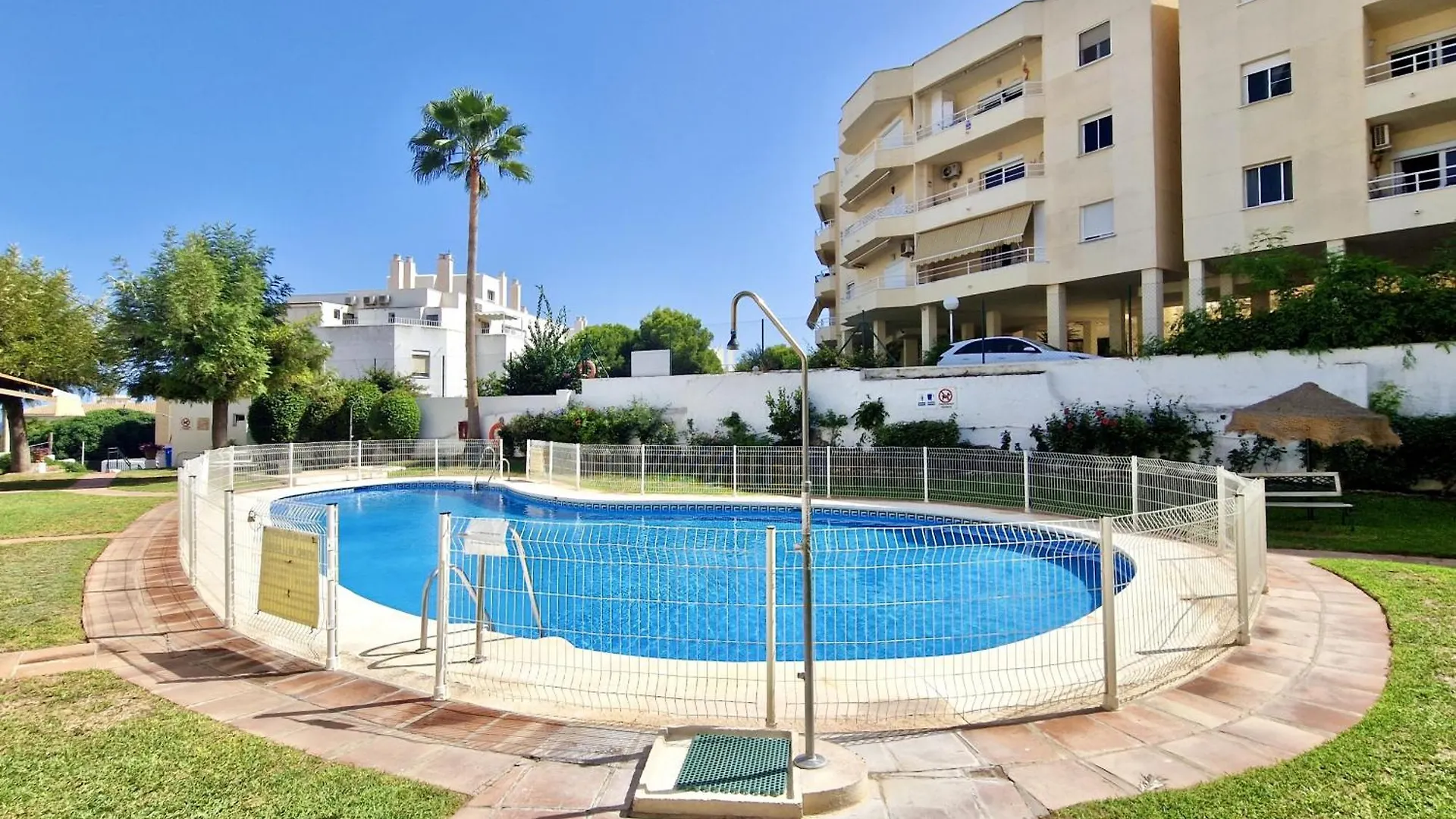 아파트 Sr Mediterraneo Playa De La Carihuela 토레몰리노스
